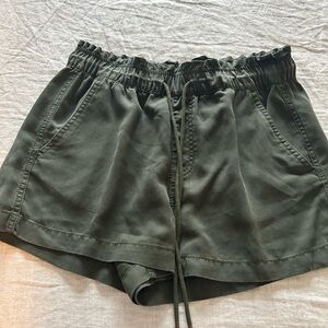 LOFT High Waist Dark Green Women's Shorts